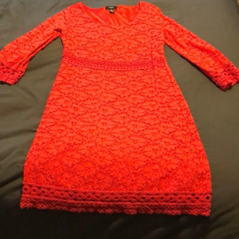 Beautiful EYELET  lined Dress in coral/red sz L